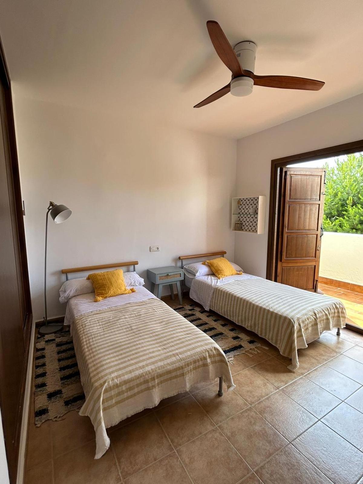 Casa Con Piscina En San Jose Sotillo ภายนอก รูปภาพ